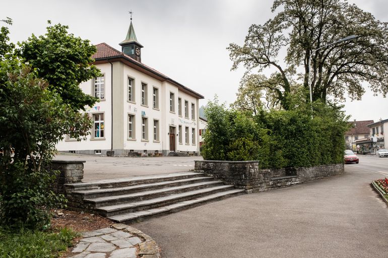 Schulhaus Teufenthal